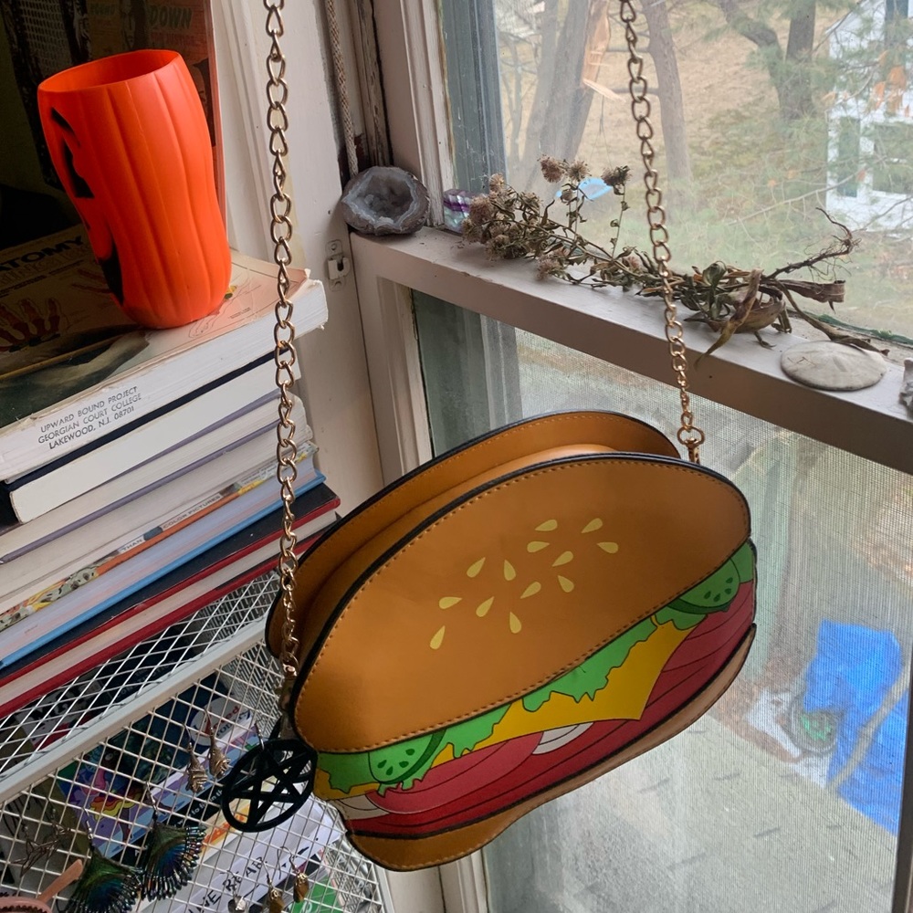 Kitschy Hamburger Purse 🍔